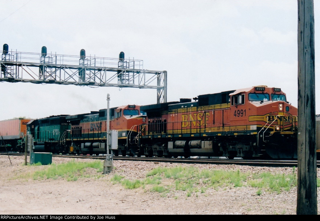 BNSF 4991 West